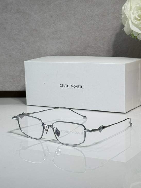 Picture of Gentle Monster Sunglasses _SKUfw77797138fw